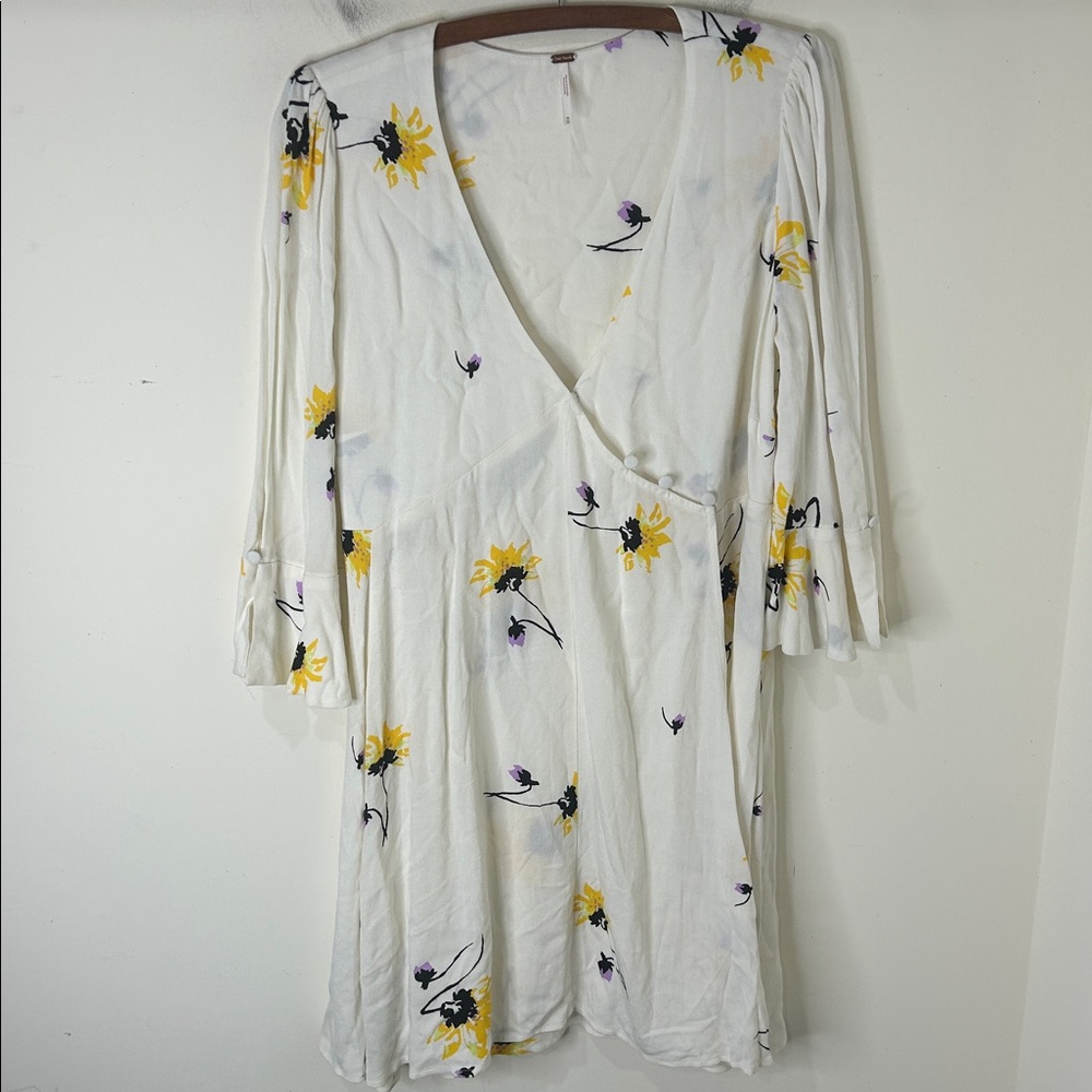 FREE PEOPLE Time On My Side Floral Wrap Mini Dress Size Medium - Picture 3 of 15